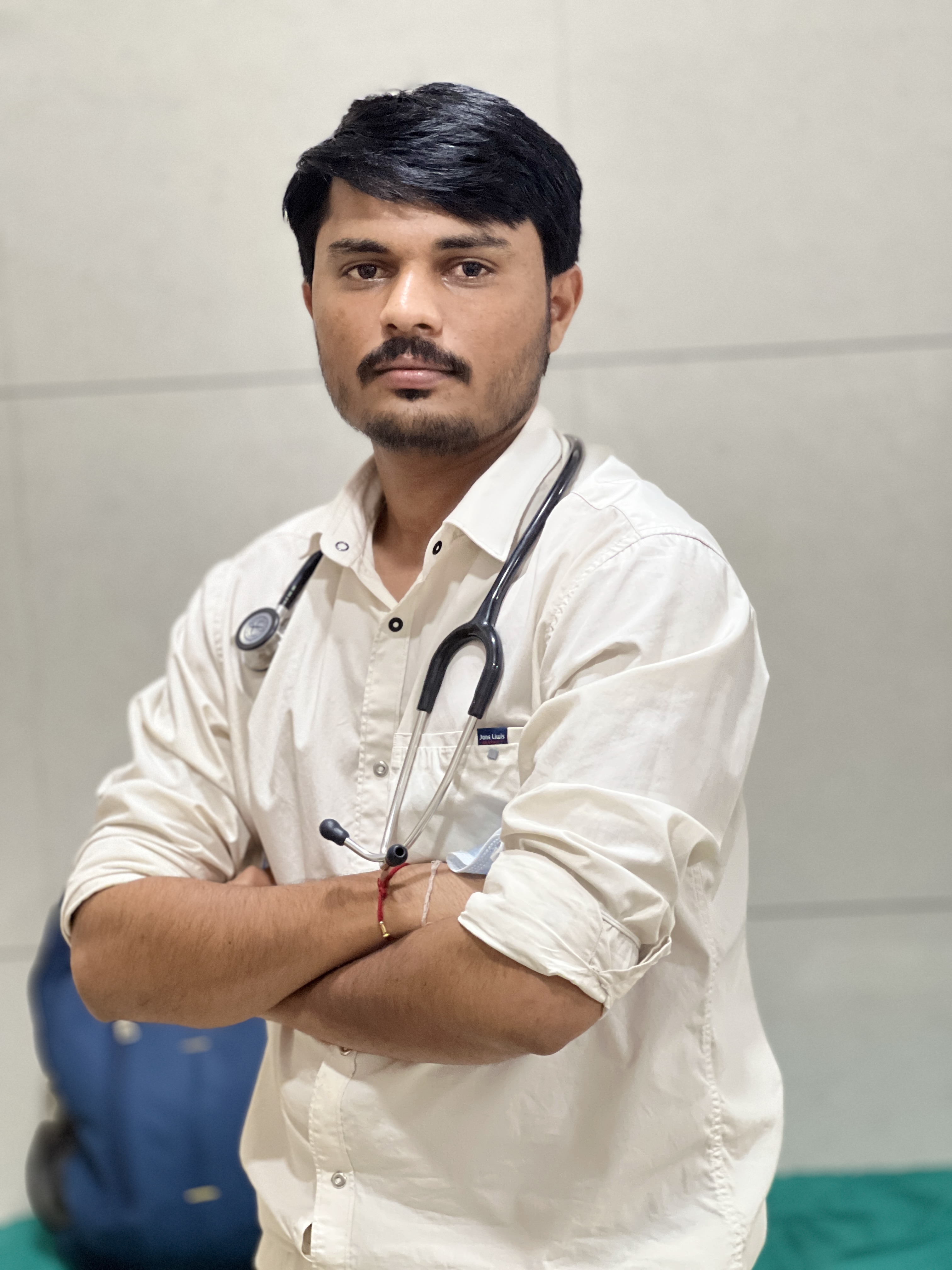 ડૉ. અમિત દેસાઈ